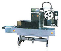 Etiketovací automat s programovatelnou tiskárnou - HC-3600E